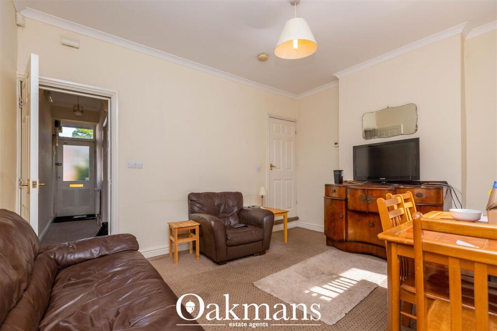 3 bed Detached for rent in Birmingham. From Oakmans Estate Agents - Student Lettings 3 bed Detached for rent in Birmingham. From Oakmans Estate Agents - Student Lettings