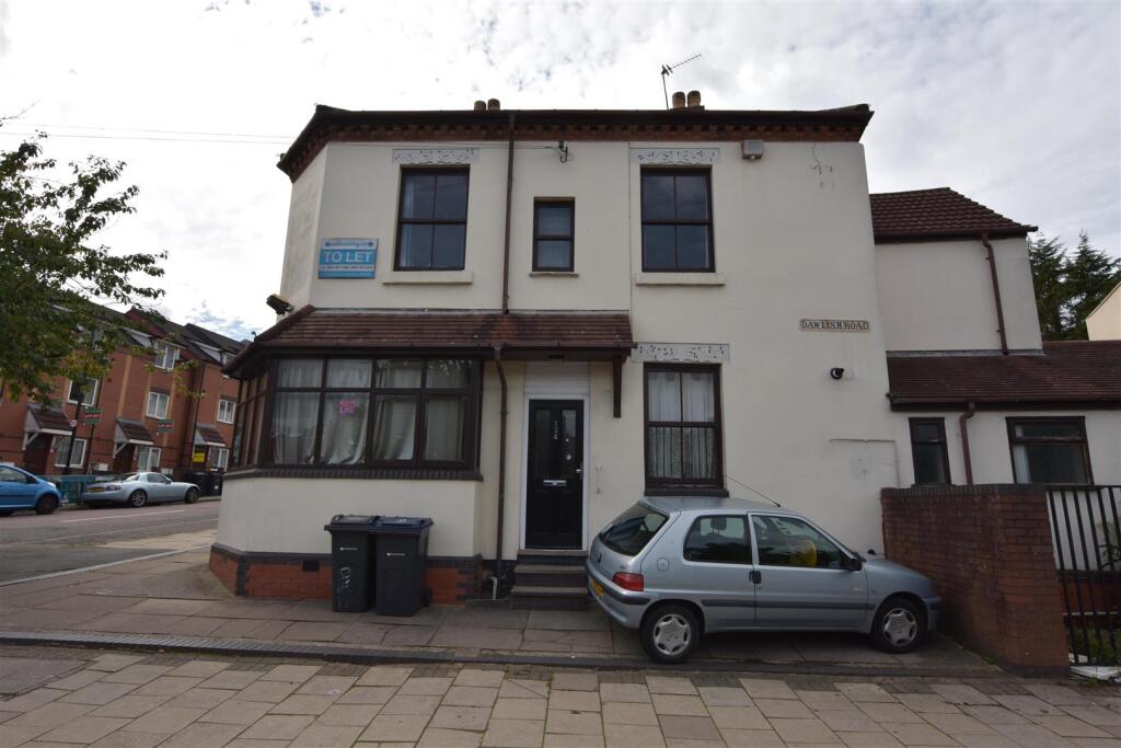 4 bed Detached for rent in Birmingham. From Oakmans Estate Agents - Student Lettings