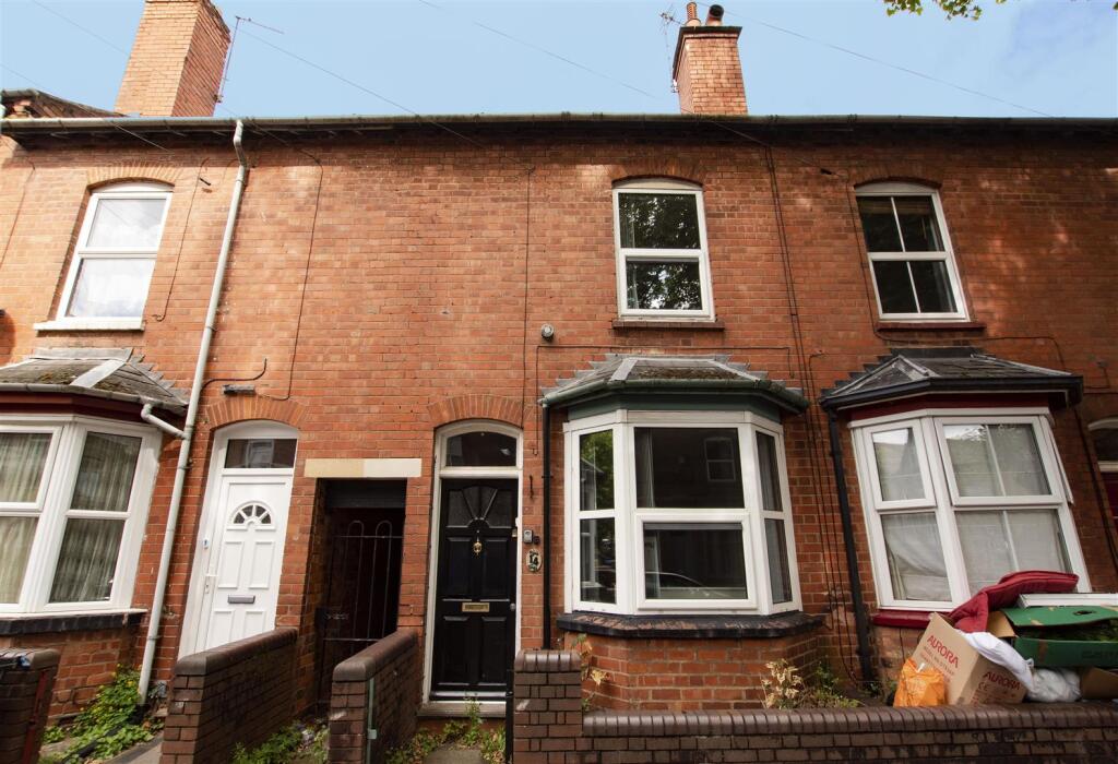 4 bed Detached for rent in Birmingham. From Oakmans Estate Agents - Student Lettings