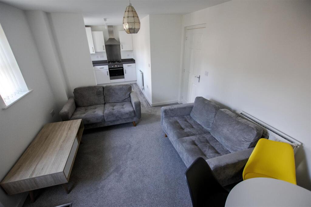 2 bed Apartment for rent in Birmingham. From Oakmans Estate Agents - Student Lettings