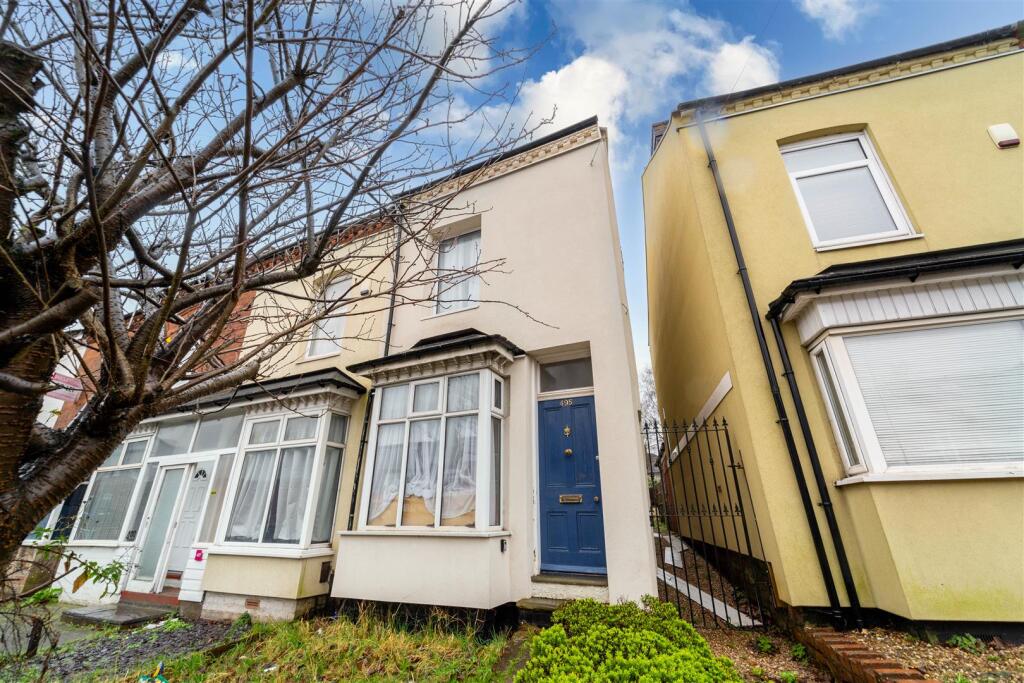 4 bed Detached for rent in Birmingham. From Oakmans Estate Agents - Student Lettings