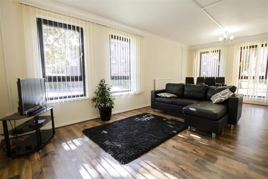 2 bed Apartment for rent in Birmingham. From Oakmans Estate Agents - Student Lettings