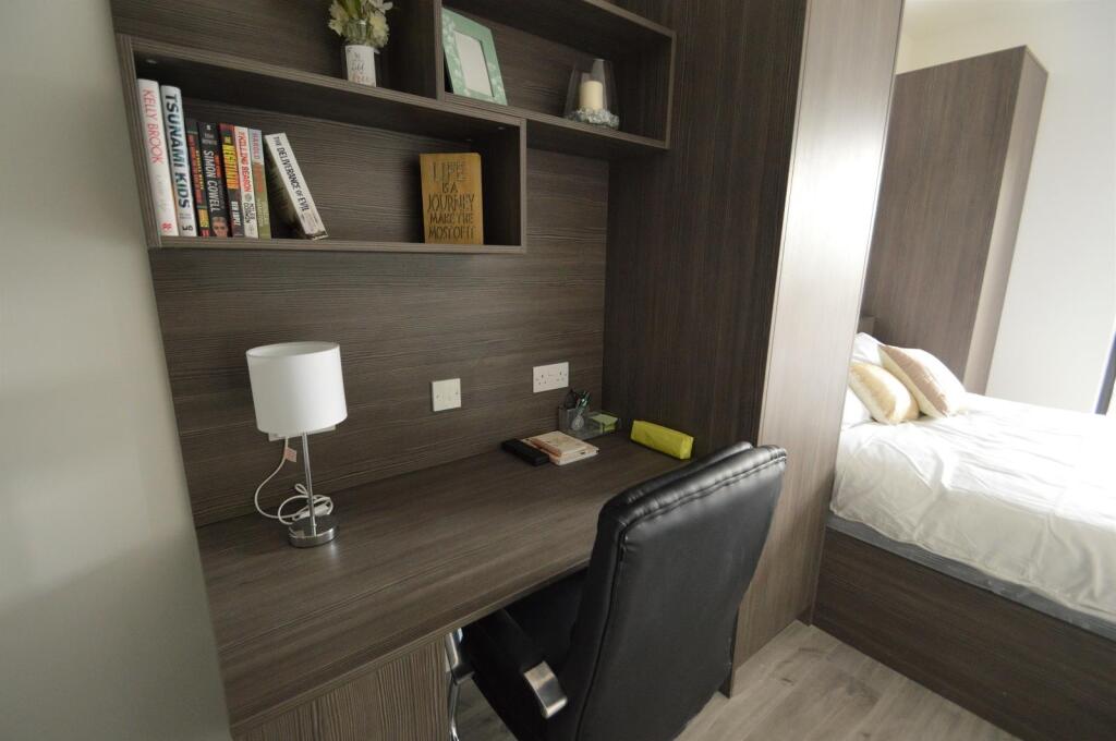 1 bed Apartment for rent in Birmingham. From Oakmans Estate Agents - Student Lettings 1 bed Apartment for rent in Birmingham. From Oakmans Estate Agents - Student Lettings
