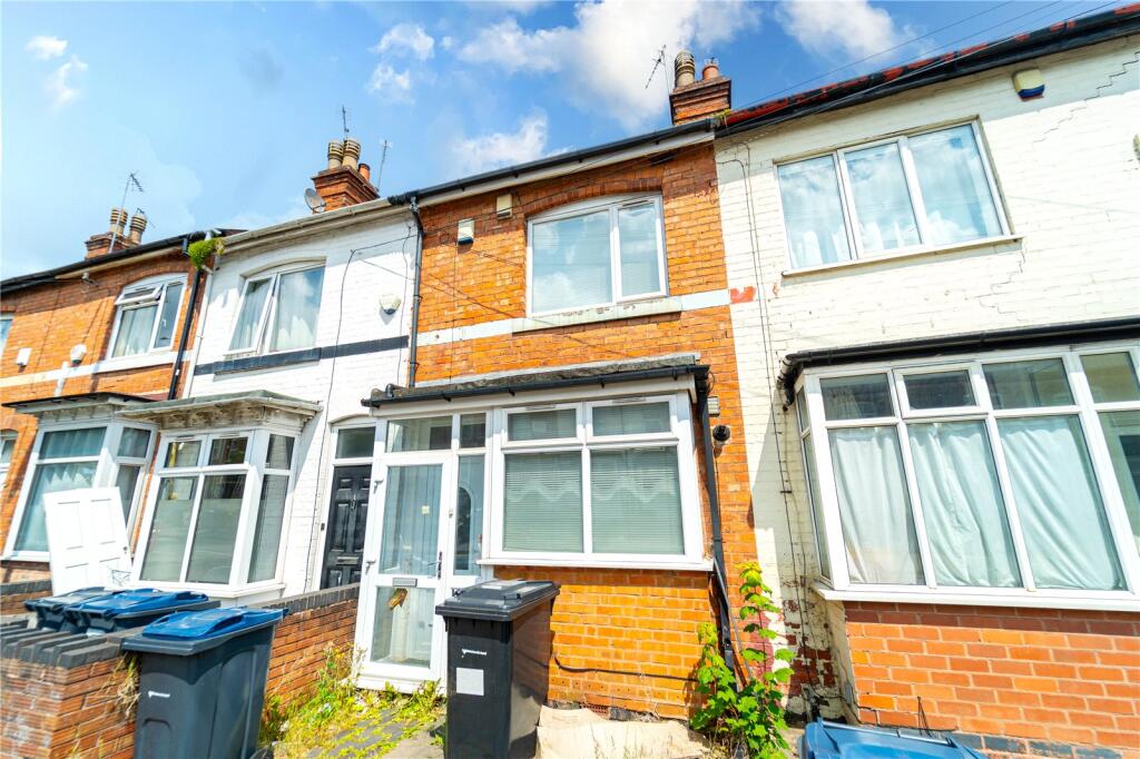 3 bed Mid Terraced House for rent in Birmingham. From Oakmans Estate Agents - Student Lettings