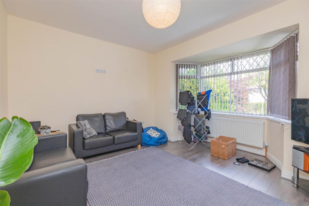 2 bed Detached for rent in Birmingham. From Oakmans Estate Agents - Student Lettings
