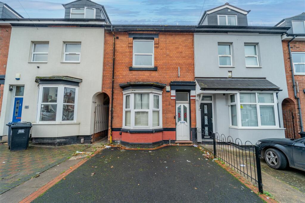 5 bed Detached for rent in Birmingham. From Oakmans Estate Agents - Student Lettings