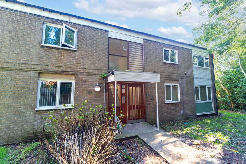 4 bed Detached for rent in Birmingham. From Oakmans Estate Agents - Student Lettings