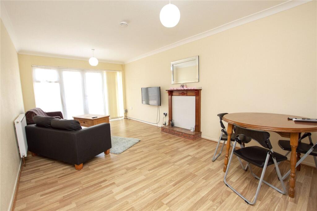 2 bed Detached for rent in Birmingham. From Oakmans Estate Agents - Student Lettings