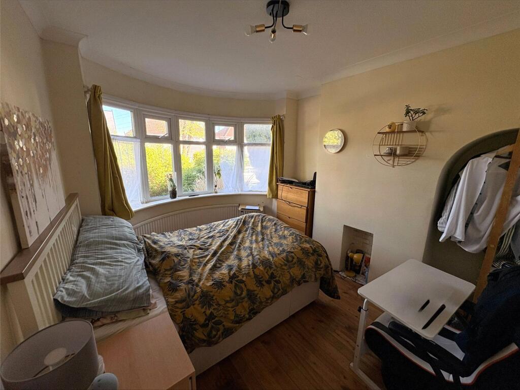 1 bed Semi Detached for rent in Birmingham. From Oakmans Estate Agents - Student Lettings