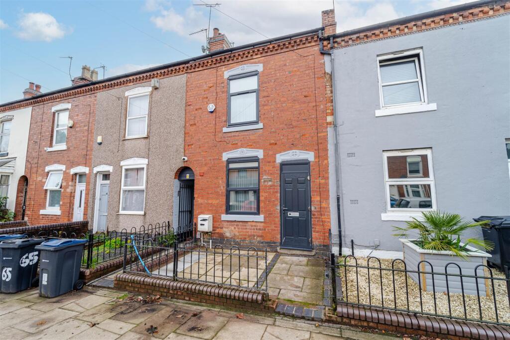 5 bed Detached for rent in Birmingham. From Oakmans Estate Agents - Student Lettings