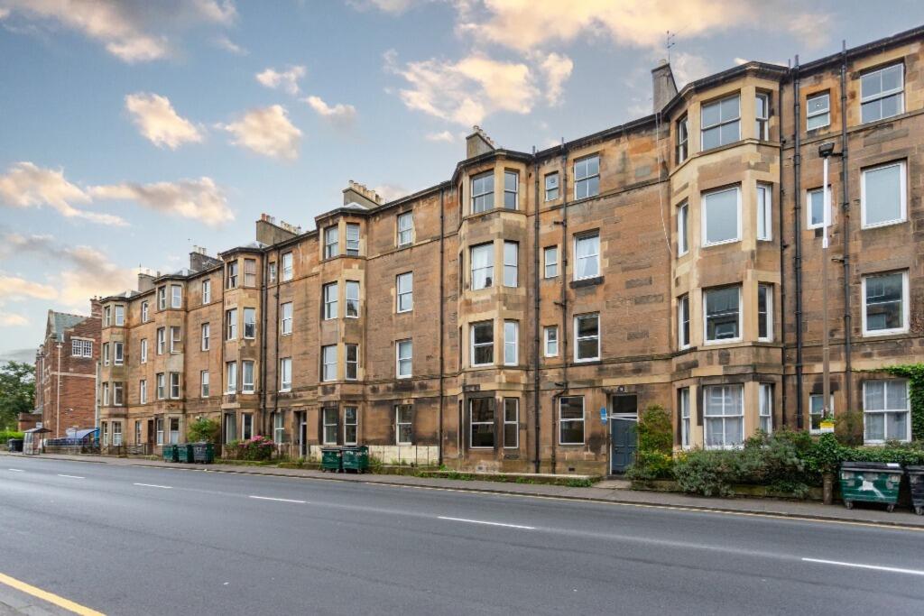 3 bed 1st Floor Flat for rent in Edinburgh. From The Flat Company 3 bed 1st Floor Flat for rent in Edinburgh. From The Flat Company