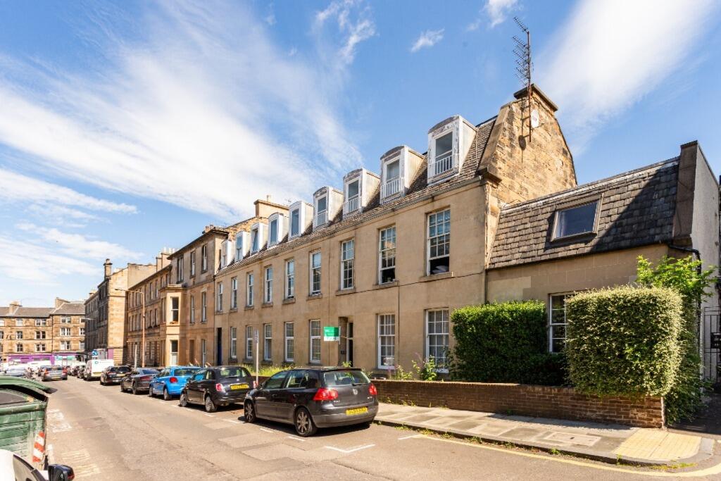 3 bed 1st Floor Flat for rent in Edinburgh. From The Flat Company 3 bed 1st Floor Flat for rent in Edinburgh. From The Flat Company