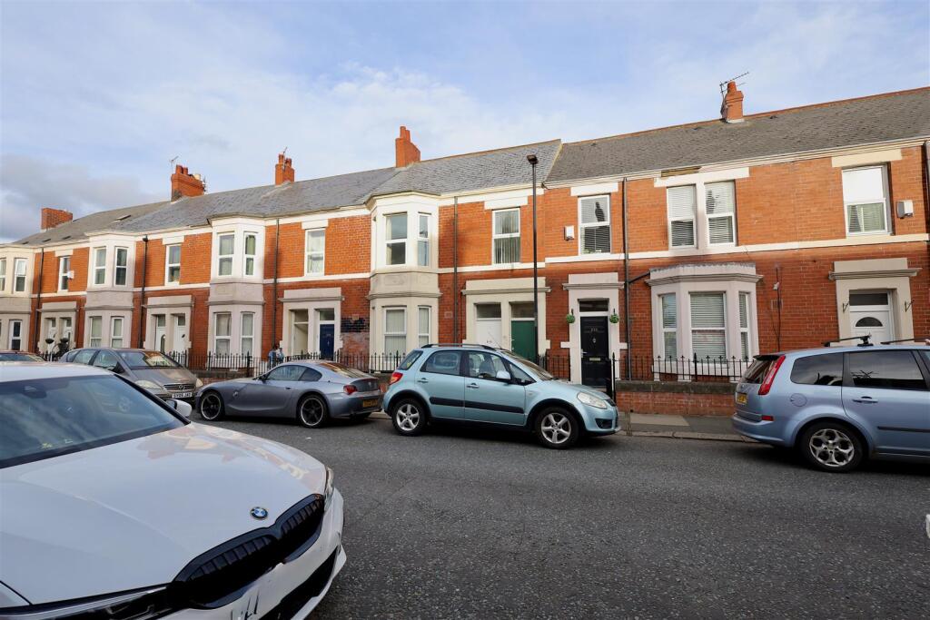 3 bed 1st Floor Flat for rent in Newcastle upon Tyne. From Bowson - Jesmond