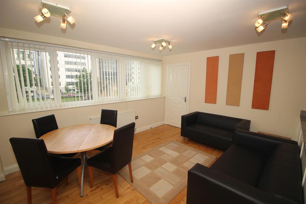 2 bed Apartment for rent in Newcastle upon Tyne. From Bowson - Jesmond 2 bed Apartment for rent in Newcastle upon Tyne. From Bowson - Jesmond