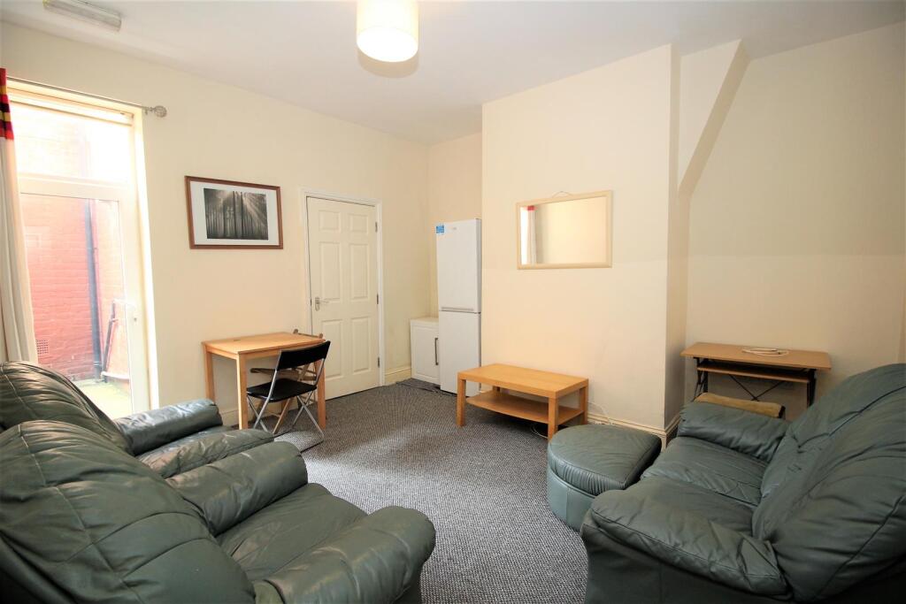 3 bed 1st Floor Flat for rent in Newcastle upon Tyne. From Bowson - Jesmond