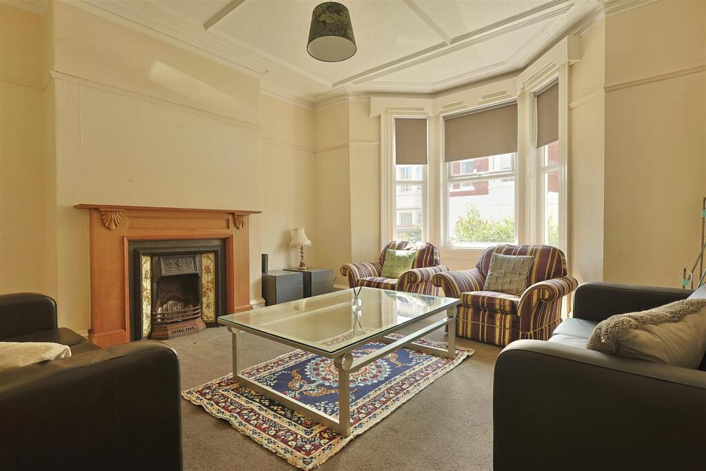 5 bed Mid Terraced House for rent in Newcastle upon Tyne. From Bowson - Jesmond