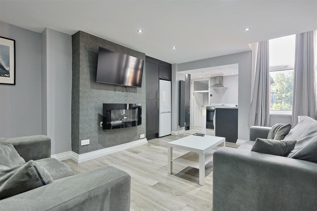 6 bed Annexe for rent in Newcastle upon Tyne. From Bowson - Jesmond