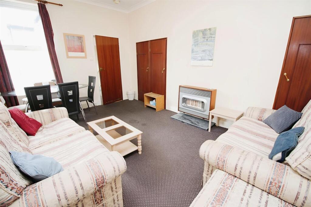 3 bed 1st Floor Flat for rent in Newcastle upon Tyne. From Bowson - Jesmond