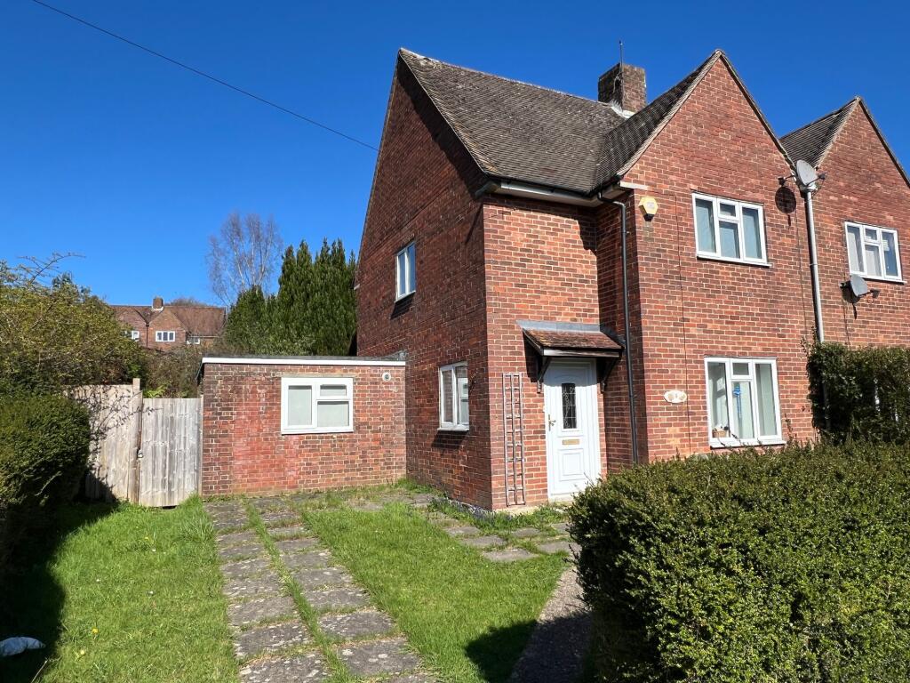 4 bed Semi Detached for rent in Winchester. From Dybles - Winchester