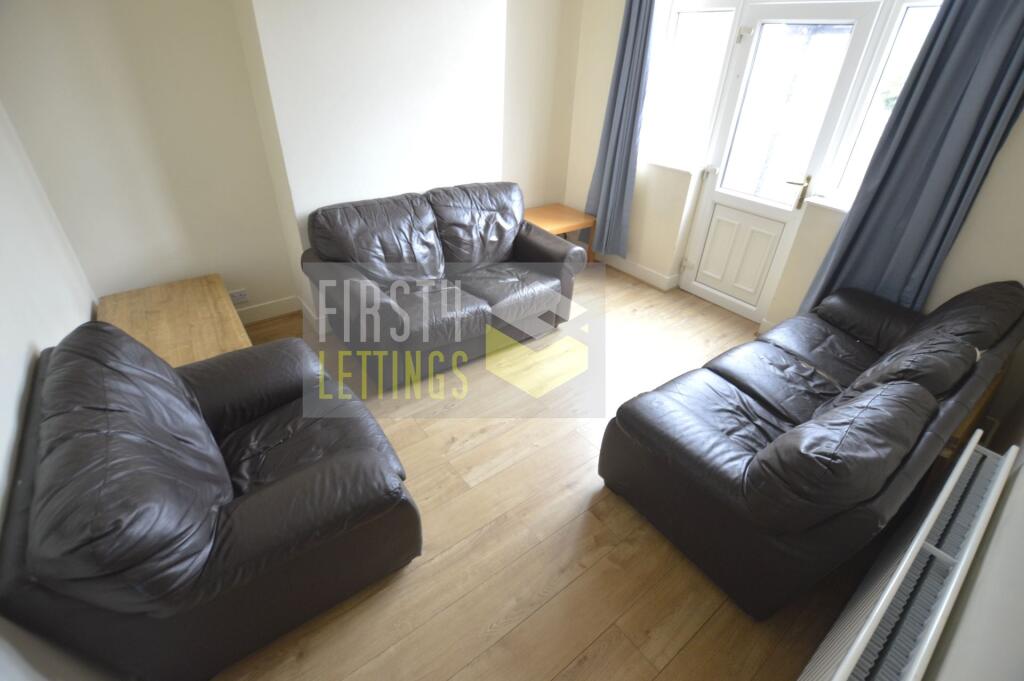 7 bed Semi Detached for rent in Stoughton. From First 4 Lettings - Leicester