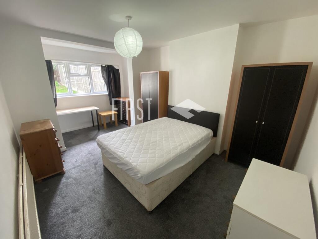 5 bed Semi Detached for rent in Stoughton. From First 4 Lettings - Leicester