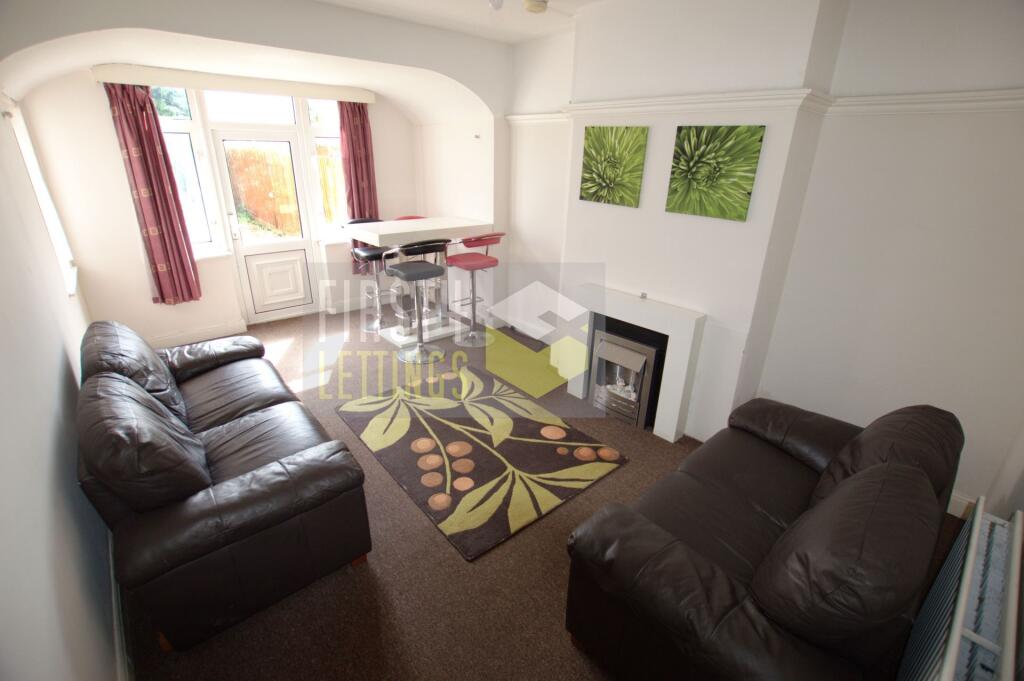 3 bed Semi Detached for rent in Stoughton. From First 4 Lettings - Leicester
