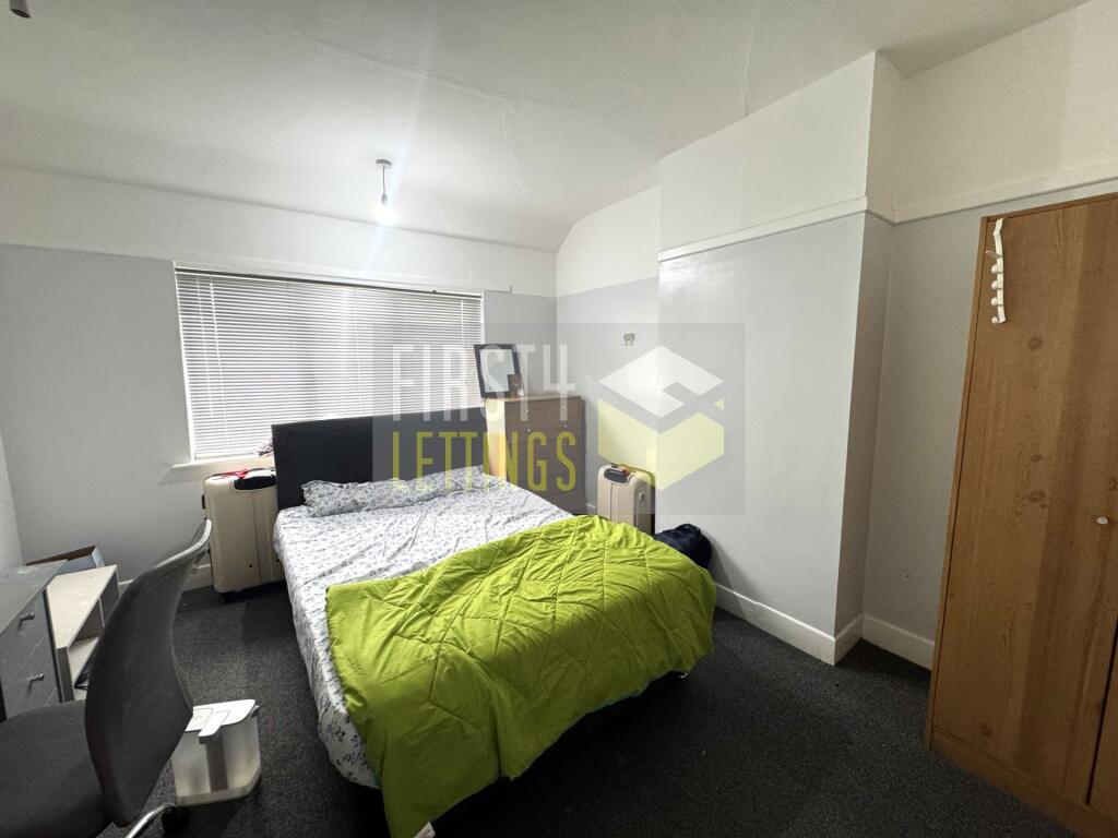 3 bed Semi Detached for rent in Stoughton. From First 4 Lettings - Leicester