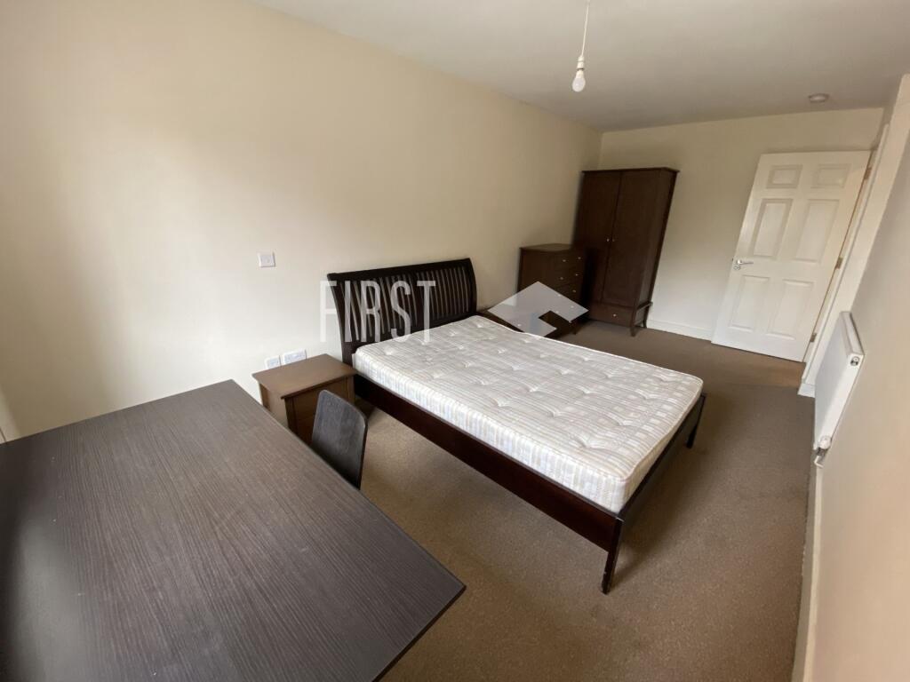 6 bed Semi Detached for rent in Stoughton. From First 4 Lettings - Leicester