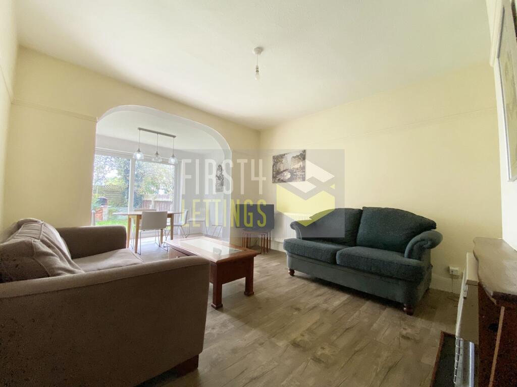 6 bed Detached for rent in Stoughton. From First 4 Lettings - Leicester
