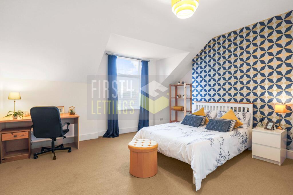 6 bed Mid Terraced House for rent in Stoughton. From First 4 Lettings - Leicester