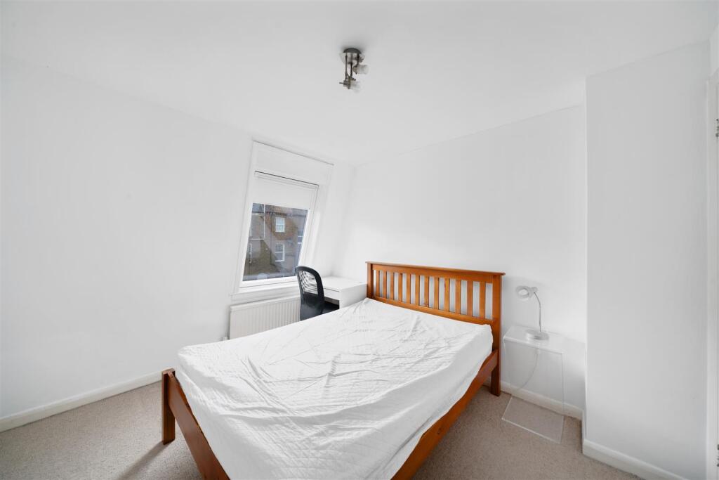 3 bed Annexe for rent in London. From LDB - London