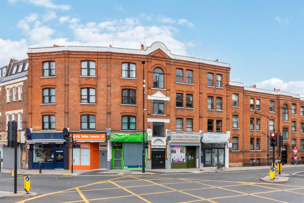 4 bed 1st Floor Flat for rent in Fulham. From LDB - London