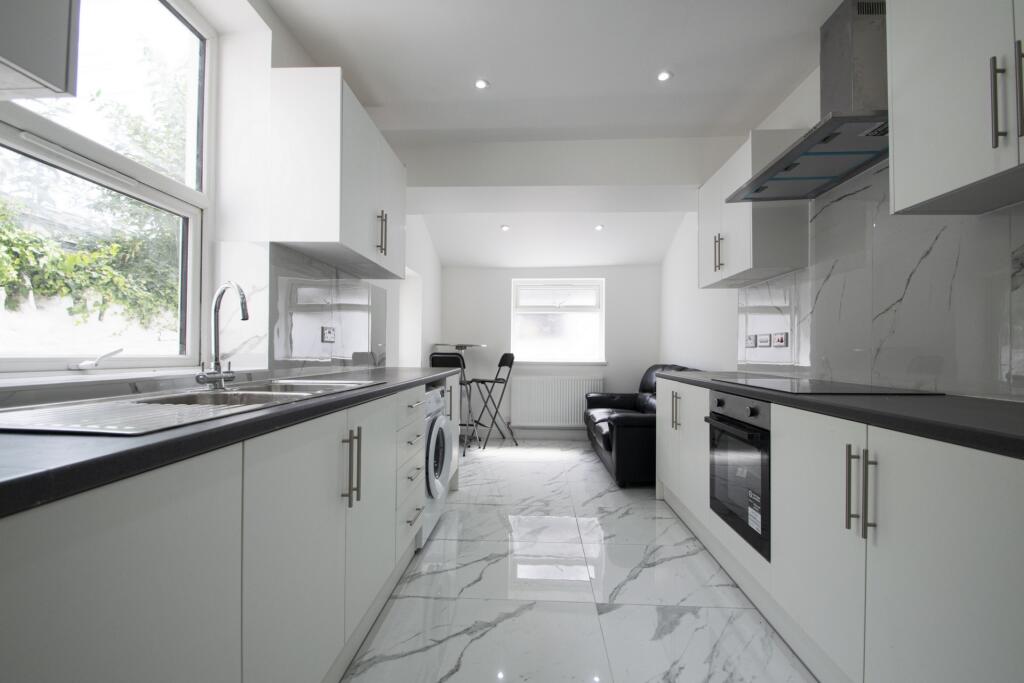 6 bed Detached for rent in Cardiff. From 2 Let 2 - Cardiff 6 bed Detached for rent in Cardiff. From 2 Let 2 - Cardiff