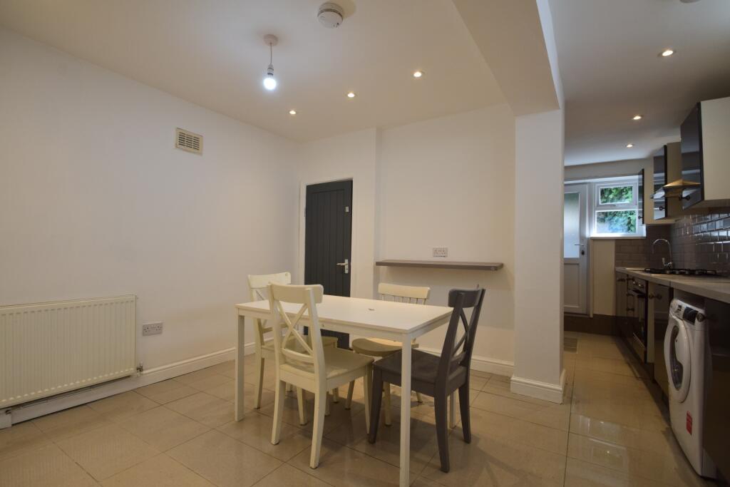 4 bed Detached for rent in Cardiff. From 2 Let 2 - Cardiff 4 bed Detached for rent in Cardiff. From 2 Let 2 - Cardiff