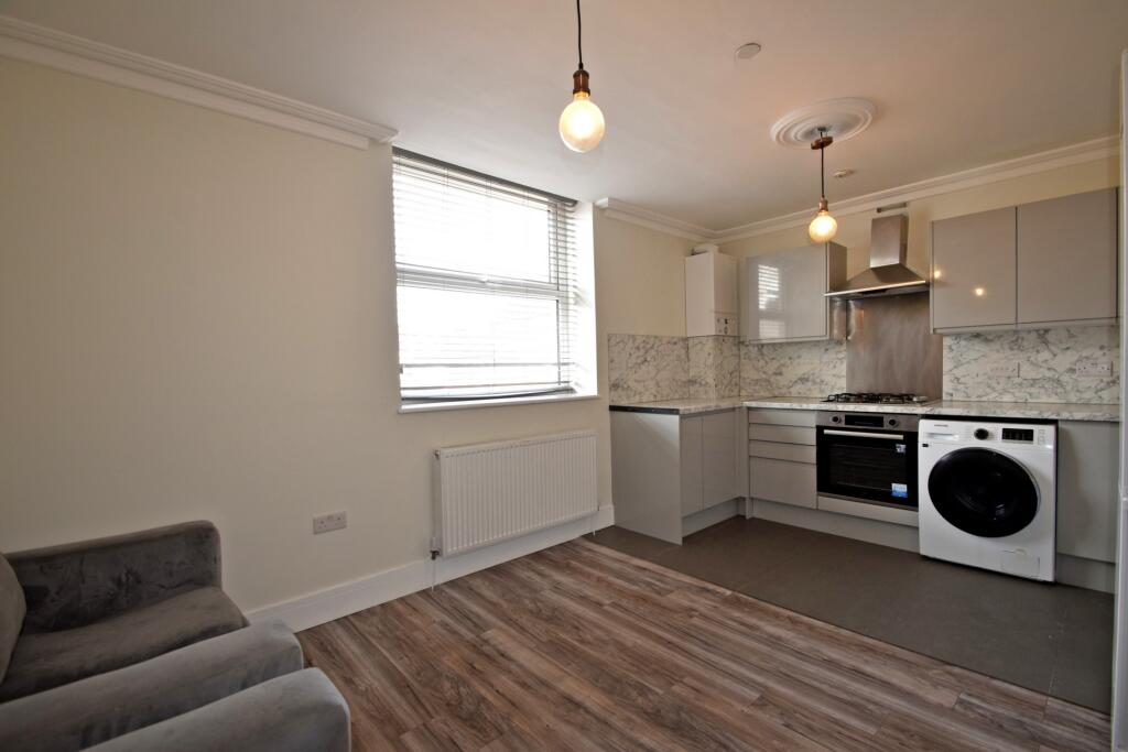 2 bed 1st Floor Flat for rent in Cardiff. From 2 Let 2 - Cardiff 2 bed 1st Floor Flat for rent in Cardiff. From 2 Let 2 - Cardiff