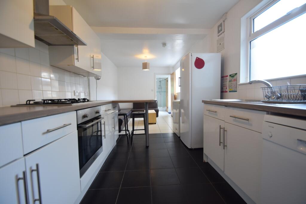 6 bed Detached for rent in Cardiff. From 2 Let 2 - Cardiff 6 bed Detached for rent in Cardiff. From 2 Let 2 - Cardiff