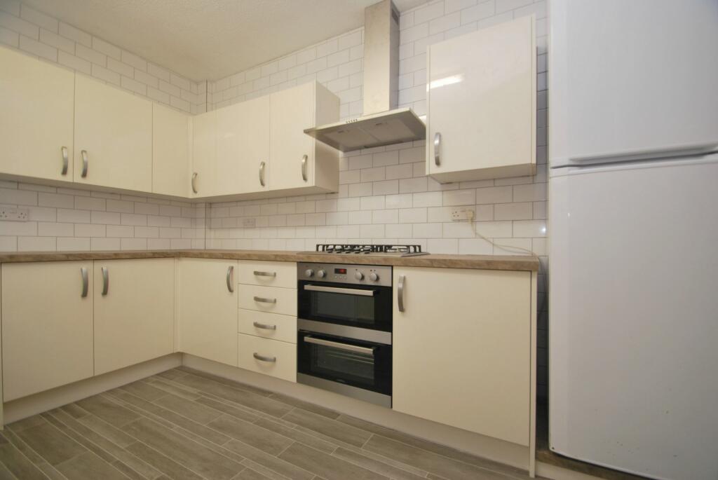 4 bed Detached for rent in Cardiff. From 2 Let 2 - Cardiff