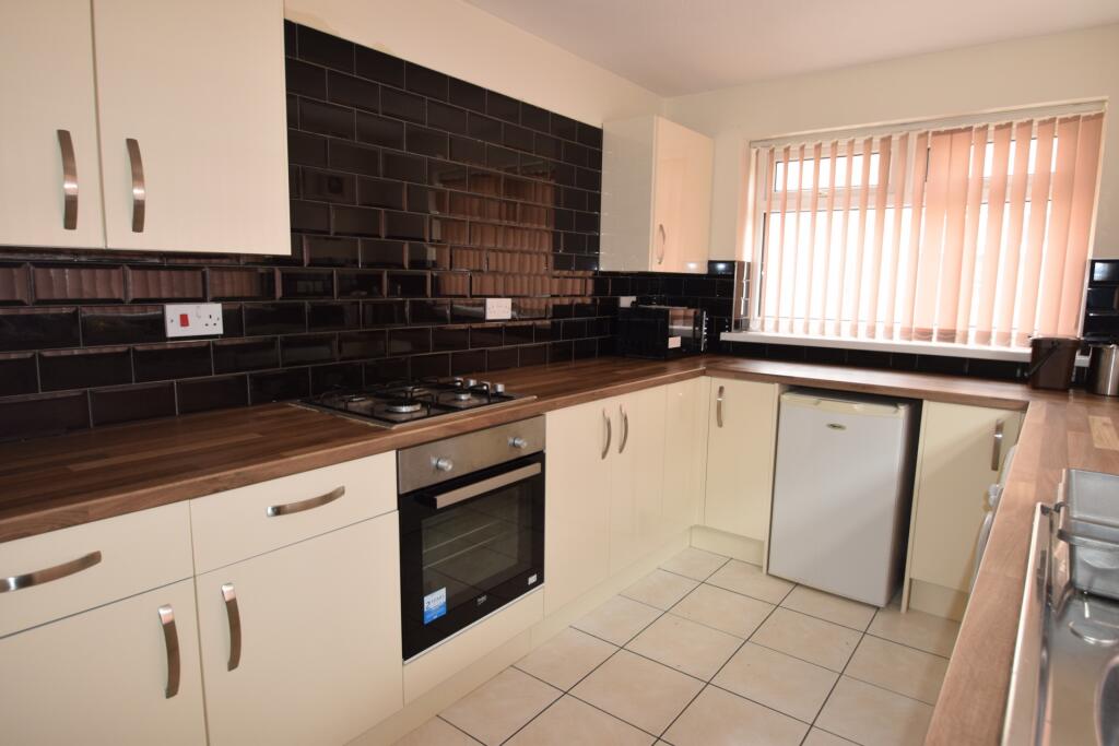 5 bed Detached for rent in Cardiff. From 2 Let 2 - Cardiff