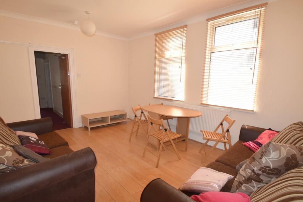 5 bed Detached for rent in Cardiff. From 2 Let 2 - Cardiff