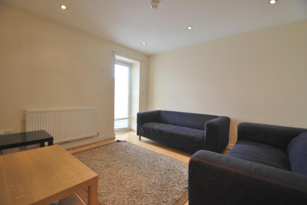 3 bed 1st Floor Flat for rent in Cardiff. From 2 Let 2 - Cardiff
