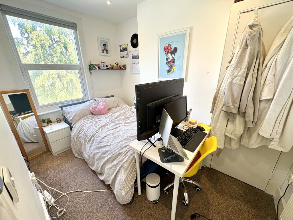 1 bed House Share for rent in Ovingdean. From King & Chasemore Lettings - Lewes Road - Brighton