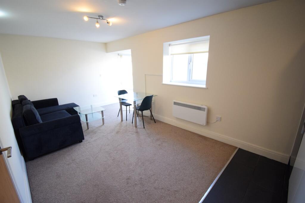 2 bed 1st Floor Flat for rent in Cardiff. From FlatHomes Property Services - Cardiff 2 bed 1st Floor Flat for rent in Cardiff. From FlatHomes Property Services - Cardiff