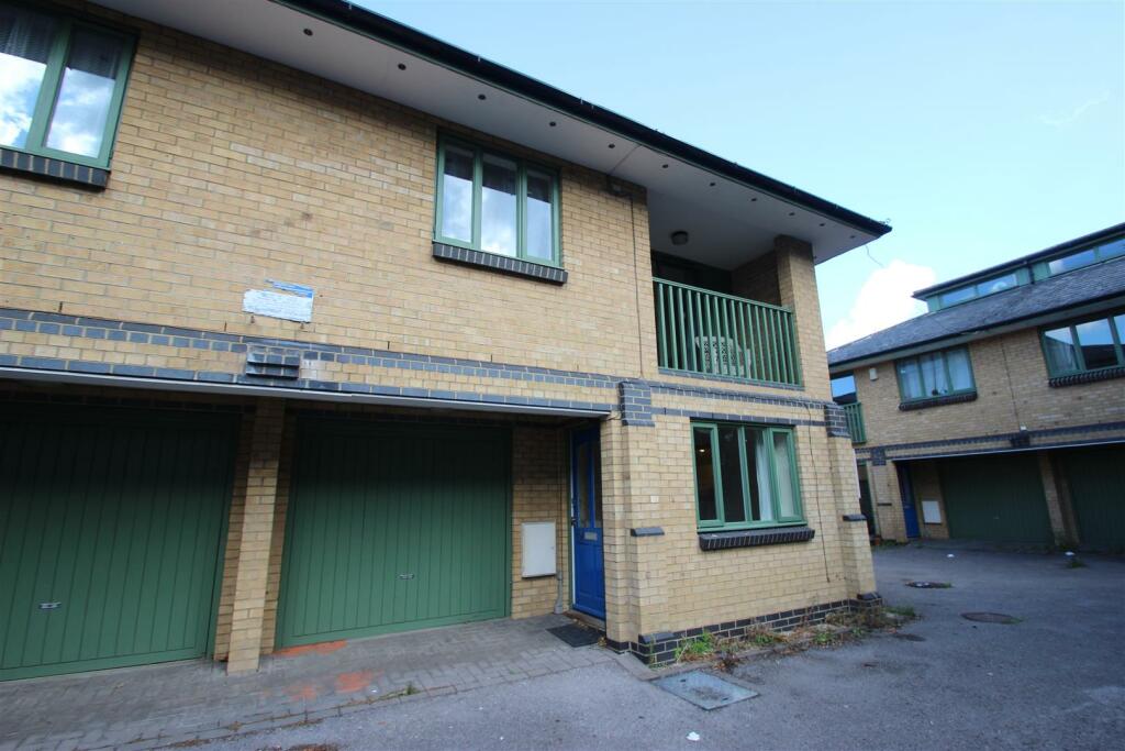 3 bed Detached for rent in Sandford-on-Thames. From North Oxford Property Service - Oxford 3 bed Detached for rent in Sandford-on-Thames. From North Oxford Property Service - Oxford