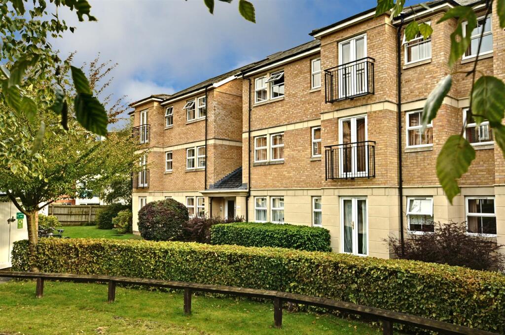 3 bed 1st Floor Flat for rent in Oxford. From North Oxford Property Service - Oxford 3 bed 1st Floor Flat for rent in Oxford. From North Oxford Property Service - Oxford