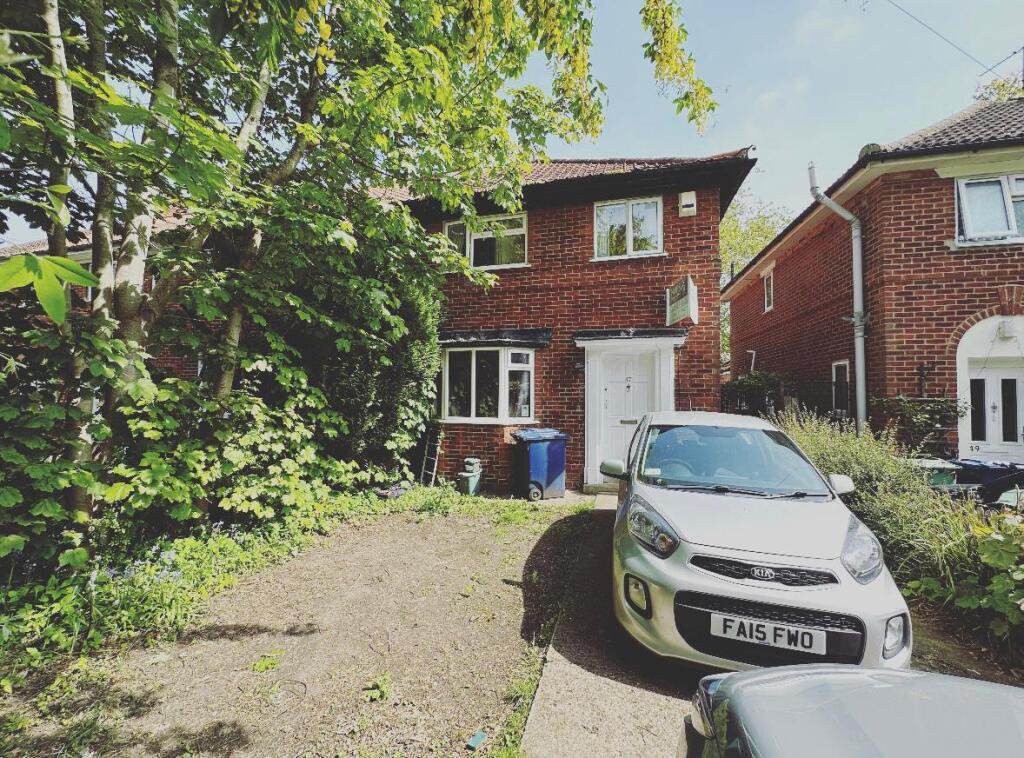 5 bed Detached for rent in Elsfield. From North Oxford Property Service - Oxford 5 bed Detached for rent in Elsfield. From North Oxford Property Service - Oxford
