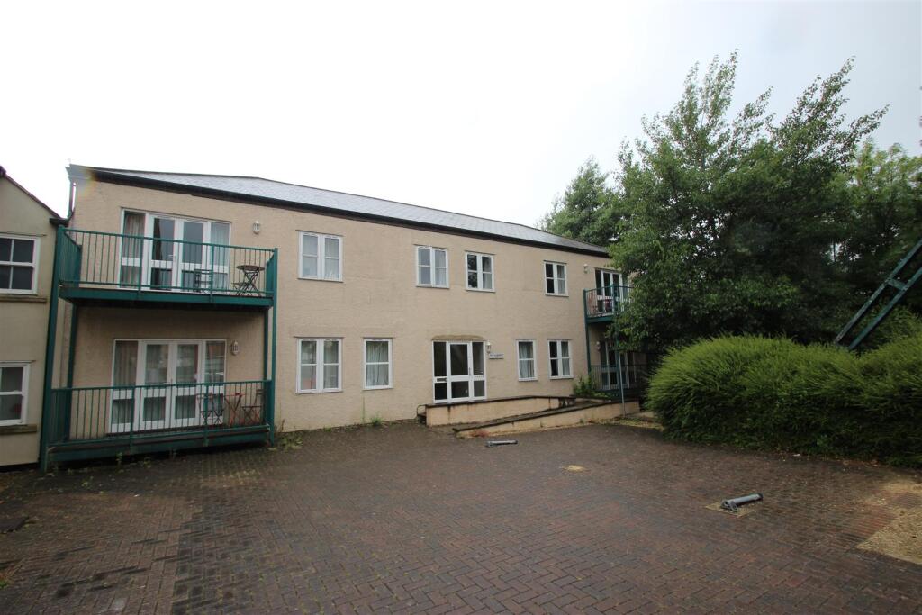 3 bed Apartment for rent in Oxford. From North Oxford Property Service - Oxford