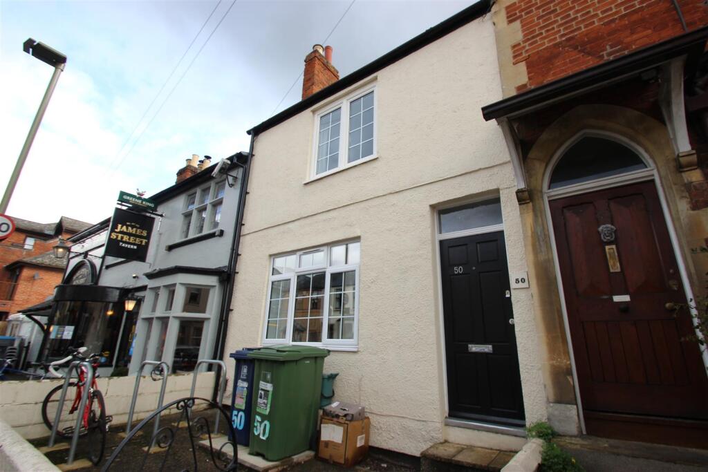 4 bed Detached for rent in Sandford-on-Thames. From North Oxford Property Service - Oxford