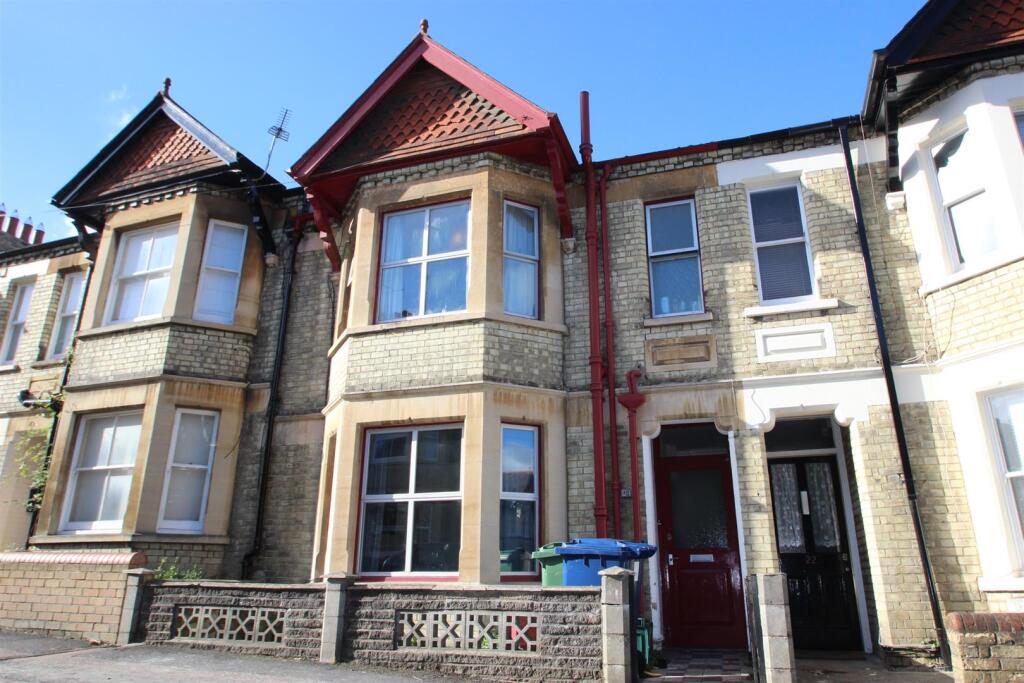 4 bed Detached for rent in Sandford-on-Thames. From North Oxford Property Service - Oxford