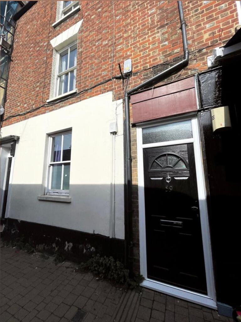 4 bed Detached for rent in Sandford-on-Thames. From North Oxford Property Service - Oxford