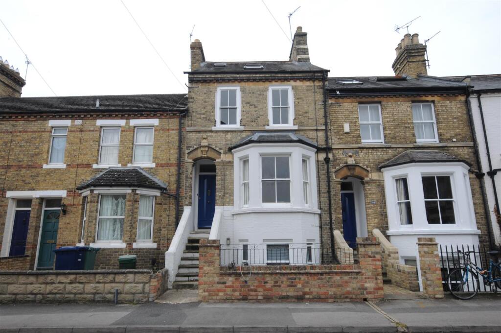 5 bed Detached for rent in Oxford. From North Oxford Property Service - Oxford